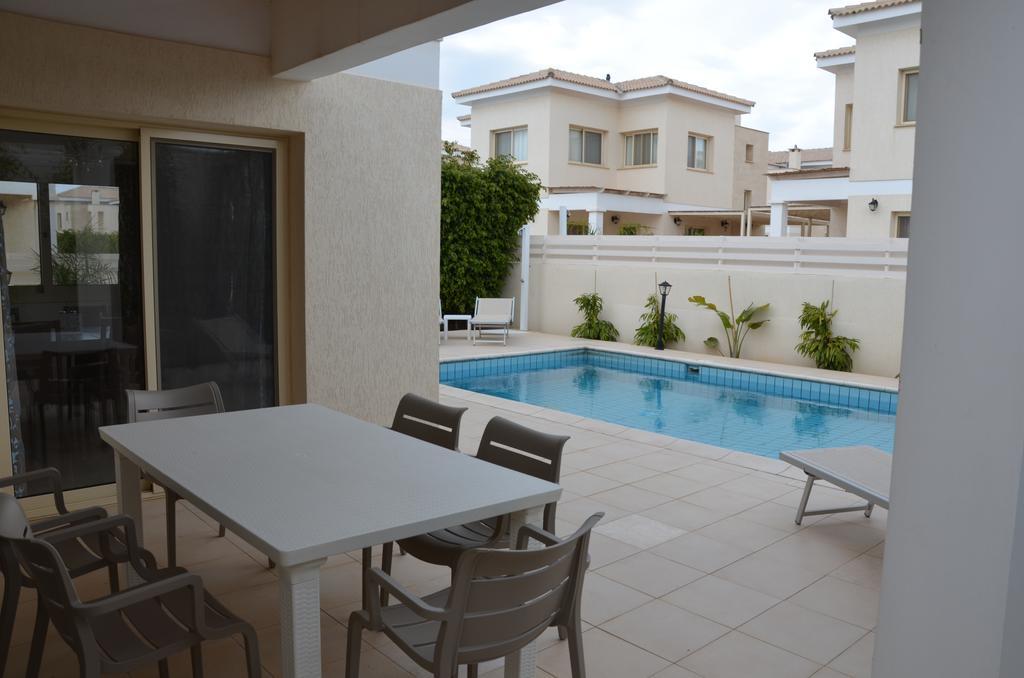 Anthorina Villa 2 Protaras Buitenkant foto